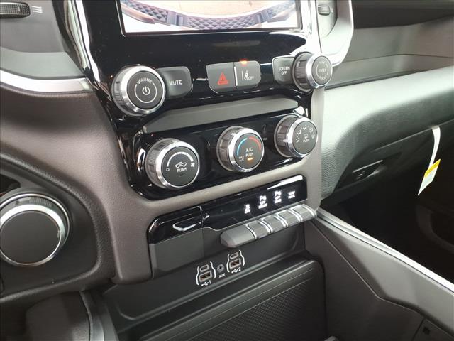 2025 RAM 1500 Express