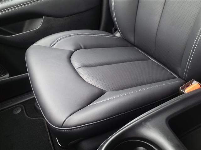 2025 Chrysler Voyager LX Passenger Van