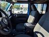 2025 Jeep Gladiator Sport S 4x4 Crew Cab 5 ft. box