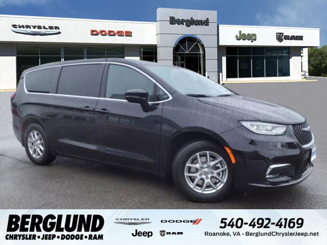 2025 Chrysler Pacifica Select Front-Wheel Drive Passenger Van