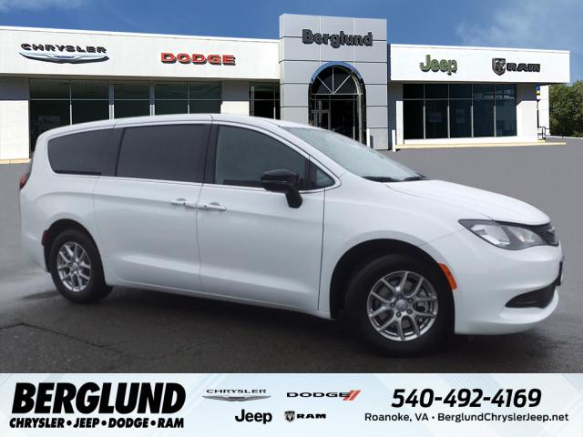 2025 Chrysler Voyager LX Passenger Van