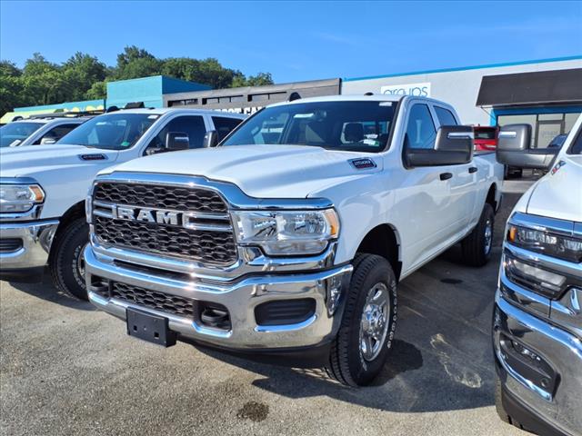 2024 RAM 2500 Tradesman 4x4 Crew Cab 6.3 ft. box 149 in. WB