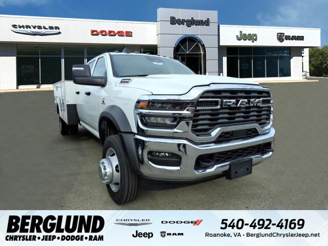 2025 RAM 5500 Chassis Tradesman/Big Horn 4x4 Crew Cab 197.4 in. WB