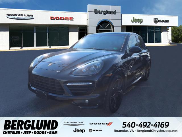 2013 Porsche Cayenne GTS
