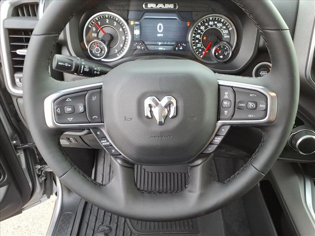 2025 RAM 1500 Big Horn/Lone Star 4x4 Crew Cab 144.5 in. WB