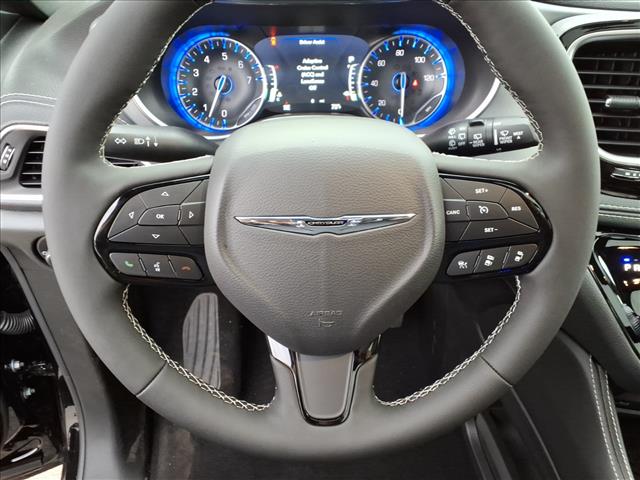 2026 Chrysler Pacifica Limited All-Wheel Drive Passenger Van