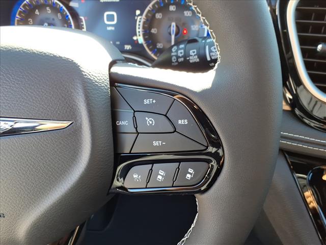 2026 Chrysler Pacifica Select Front-Wheel Drive Passenger Van