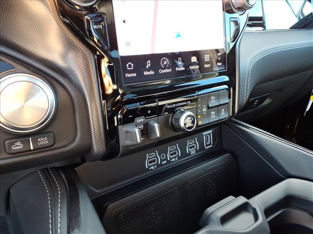 2025 RAM 1500 Limited 4x4 Crew Cab 144.5 in. WB