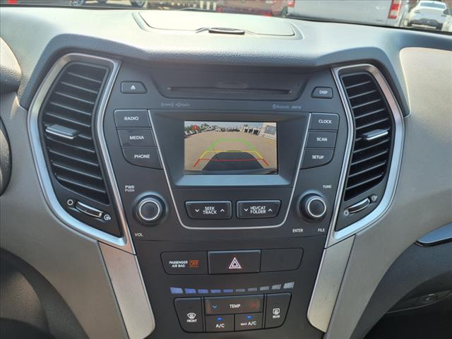 2016 Hyundai SANTA FE SE