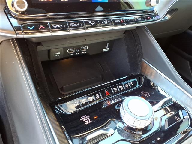 2022 Jeep Grand Wagoneer Series II