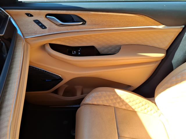 2022 Jeep Grand Cherokee Summit Reserve