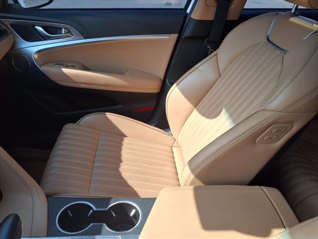 2022 Genesis G70 2.0T