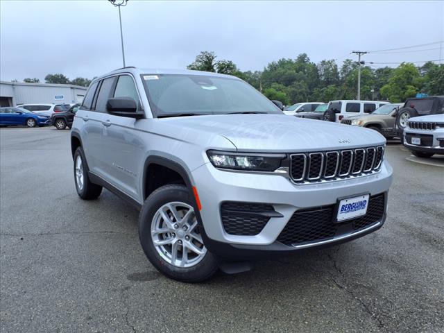 2025 Jeep Grand Cherokee Laredo X 4x4