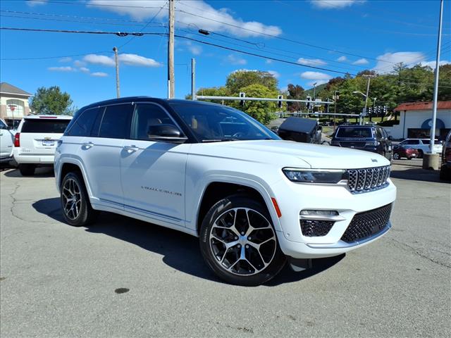 2022 Jeep Grand Cherokee Summit Reserve