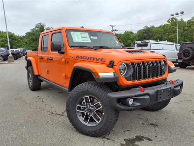 2025 Jeep Gladiator Mojave X 4x4 Crew Cab 5 ft. box