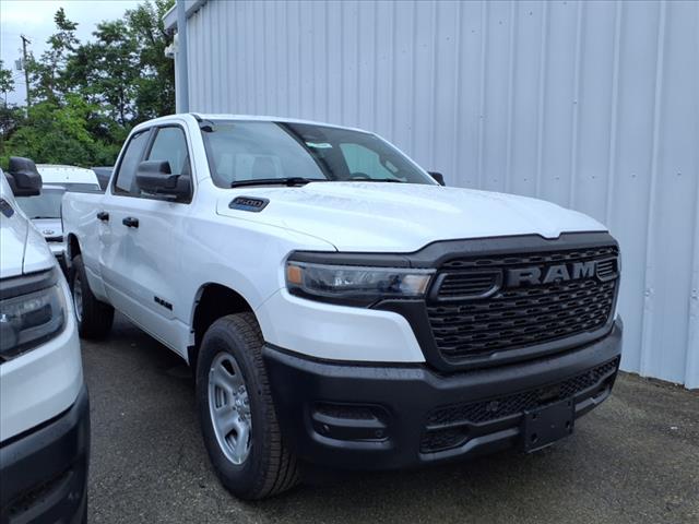 2025 RAM 1500 Tradesman 4x4 Quad Cab 140.5 in. WB