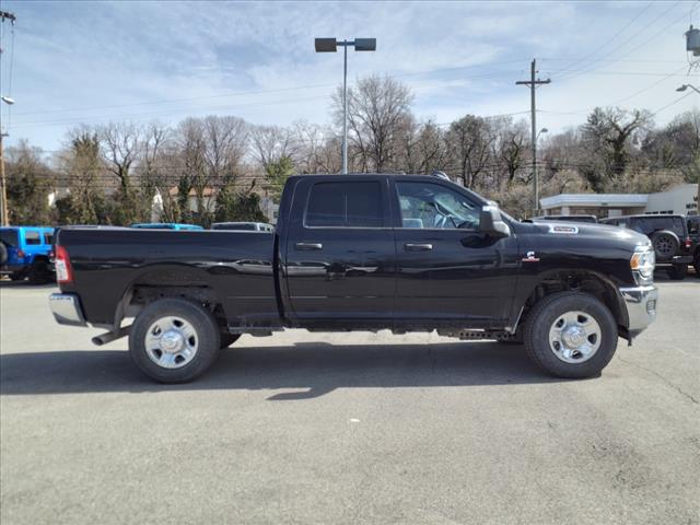 2024 RAM 2500 Tradesman 4x4 Crew Cab 6.3 ft. box 149 in. WB