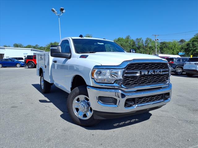 2024 RAM 2500 Tradesman 4x4 Regular Cab 8 ft. box 140.5 in. WB