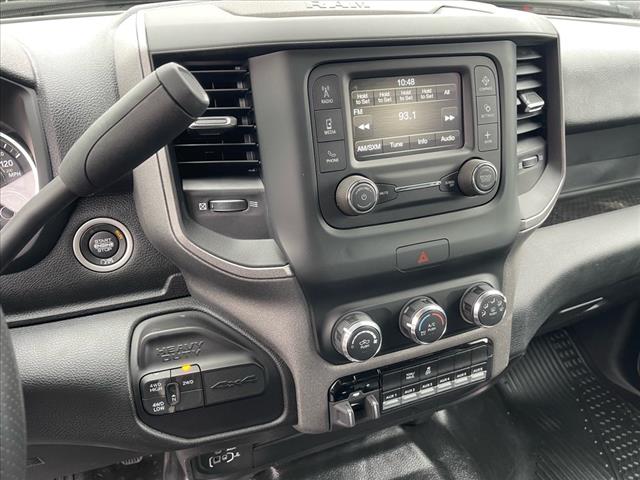 2024 RAM 3500 Tradesman/SLT/Laramie/Limited 4x4 Crew Cab 172.4