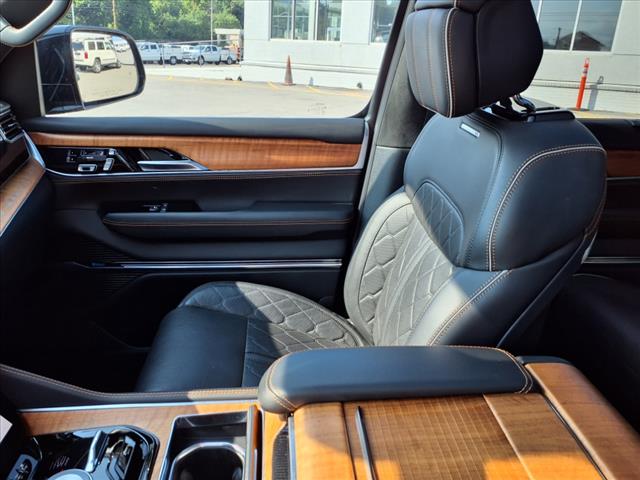 2024 Jeep Grand Wagoneer L Series III