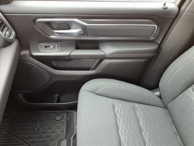 2025 RAM 1500 Big Horn/Lone Star 4x4 Crew Cab 144.5 in. WB