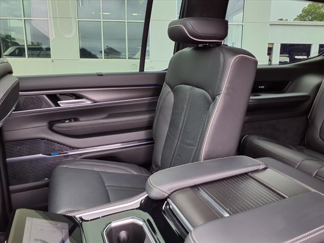 2024 Jeep Grand Wagoneer Obsidian
