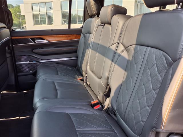 2024 Jeep Grand Wagoneer L Series III