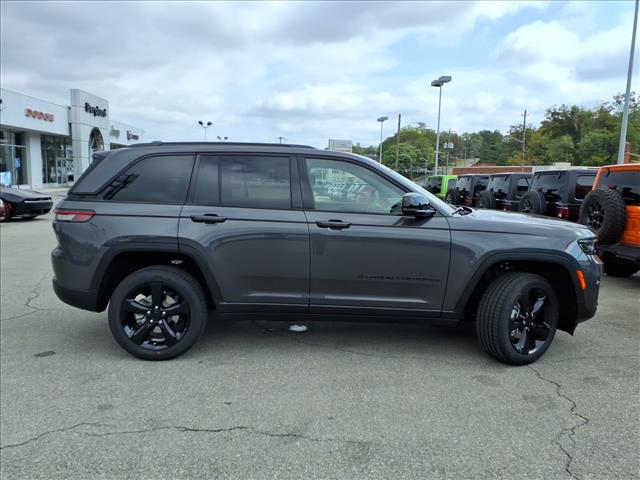 2025 Jeep Grand Cherokee Altitude X 4x4