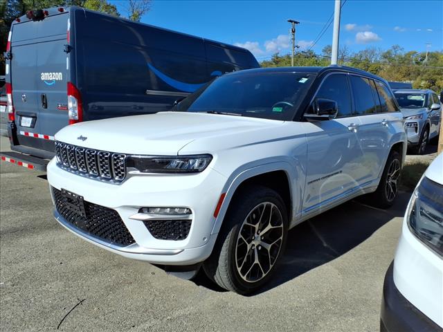 2022 Jeep Grand Cherokee Summit Reserve