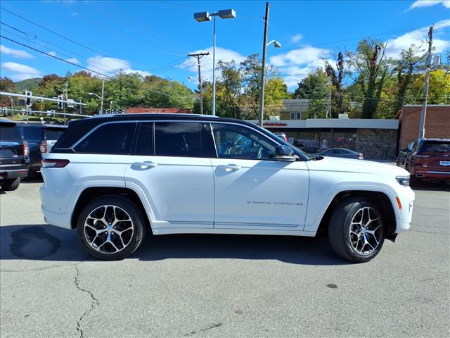 2022 Jeep Grand Cherokee Summit Reserve