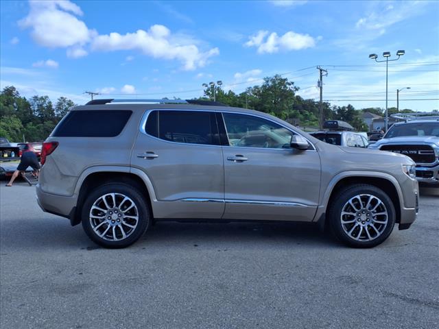 2022 GMC Acadia Denali