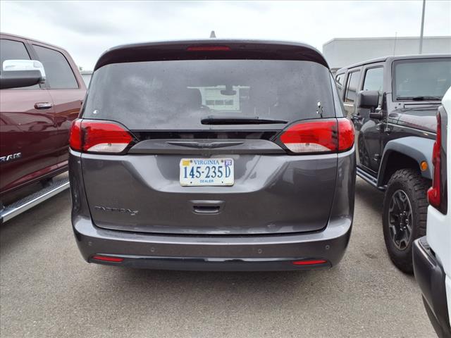2018 Chrysler Pacifica Touring L