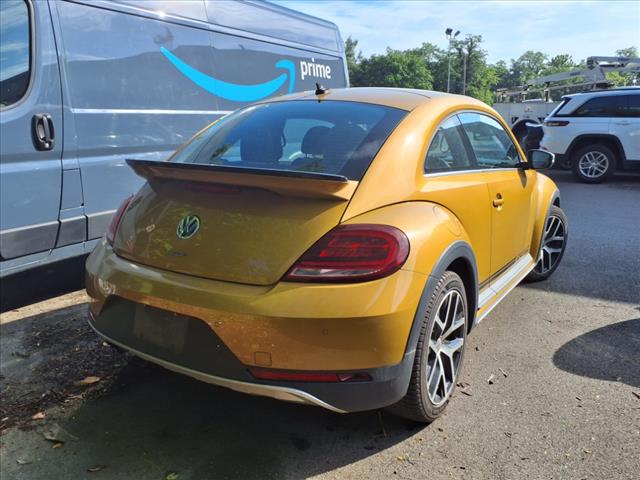 2017 Volkswagen Beetle 1.8T Dune