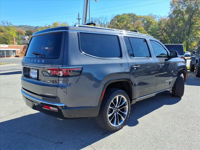 2022 Jeep Wagoneer Series III