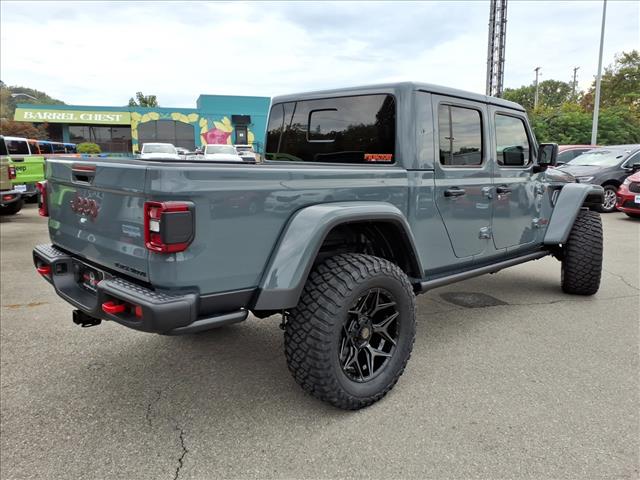2025 Jeep Gladiator Rubicon 4x4 Crew Cab 5 ft. box