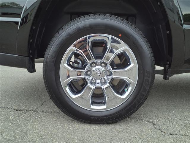 2025 RAM 1500 Big Horn/Lone Star 4x4 Crew Cab 144.5 in. WB