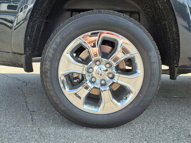 2025 RAM 1500 Big Horn/Lone Star 4x4 Crew Cab 144.5 in. WB