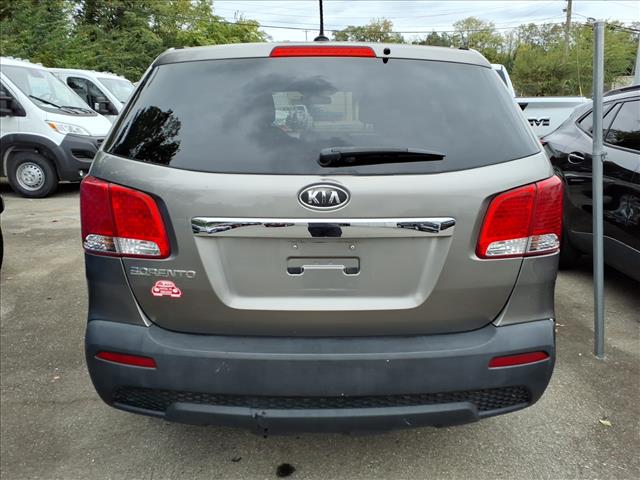 2011 Kia Sorento LX