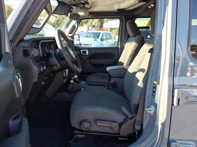 2025 Jeep Wrangler Rubicon 4x4
