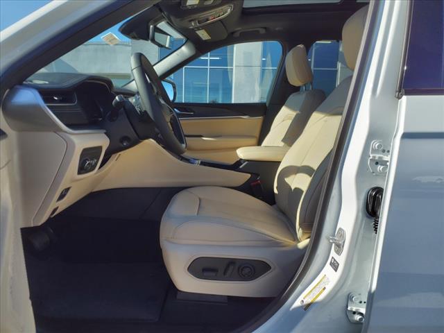 2025 Jeep Grand Cherokee L Limited 4x4
