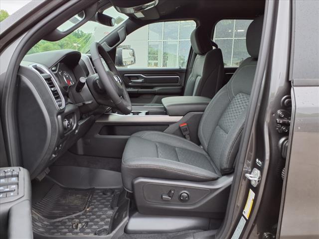 2025 RAM 1500 Big Horn/Lone Star 4x4 Crew Cab 144.5 in. WB