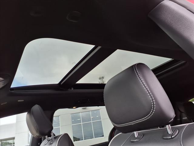 2026 Chrysler Pacifica Limited Front-Wheel Drive Passenger