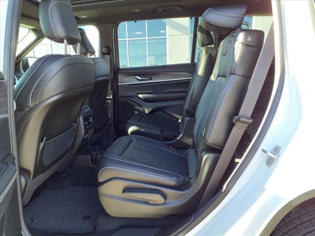 2025 Jeep Grand Cherokee L Limited 4x4
