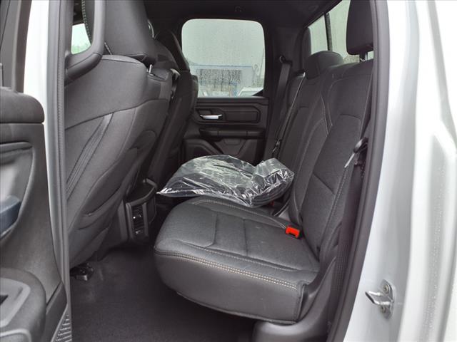 2025 RAM 1500 Tradesman 4x4 Quad Cab 140.5 in. WB