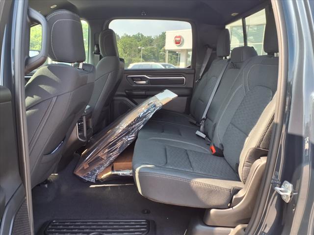 2025 RAM 1500 Big Horn/Lone Star 4x4 Crew Cab 144.5 in. WB