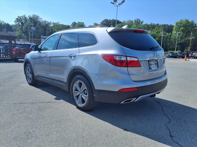 2016 Hyundai SANTA FE SE