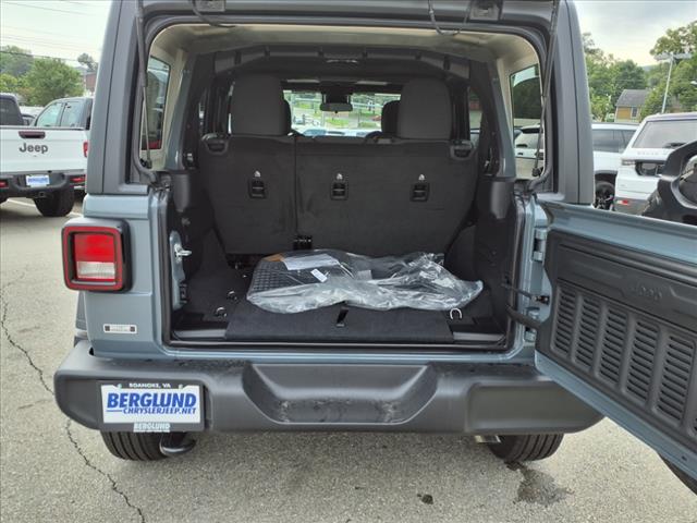 2025 Jeep Wrangler Sport S 4x4