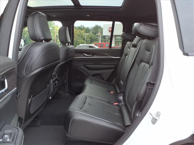 2025 Jeep Grand Cherokee Limited 4x4