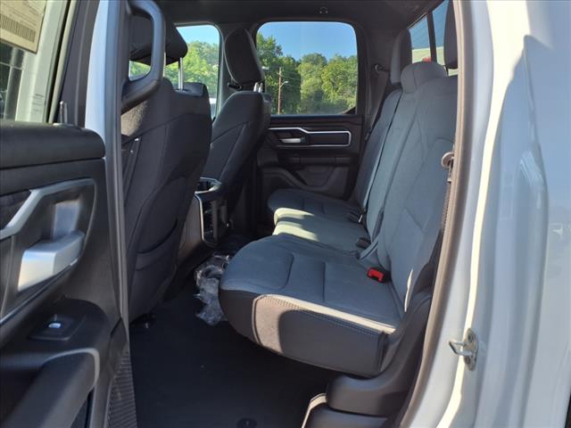 2024 RAM 1500 Big Horn/Lone Star 4x4 Quad Cab 140.5 in. WB