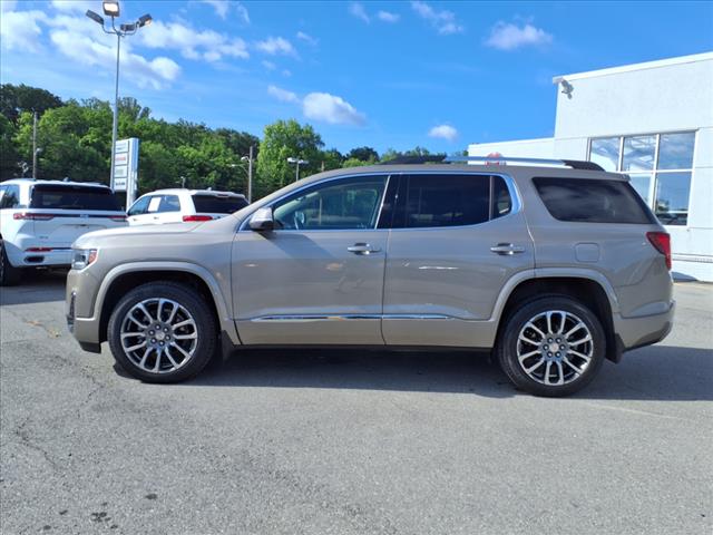 2022 GMC Acadia Denali
